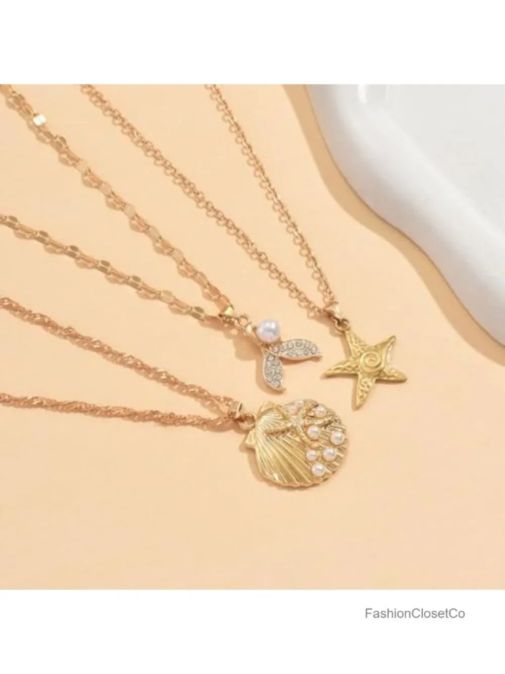 Layered Starfish Necklace for Women, Boho Shell Pearl Pendant, Summer Beach